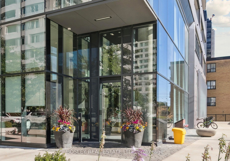 11-lillian-street-toronto-ontario-c12473350