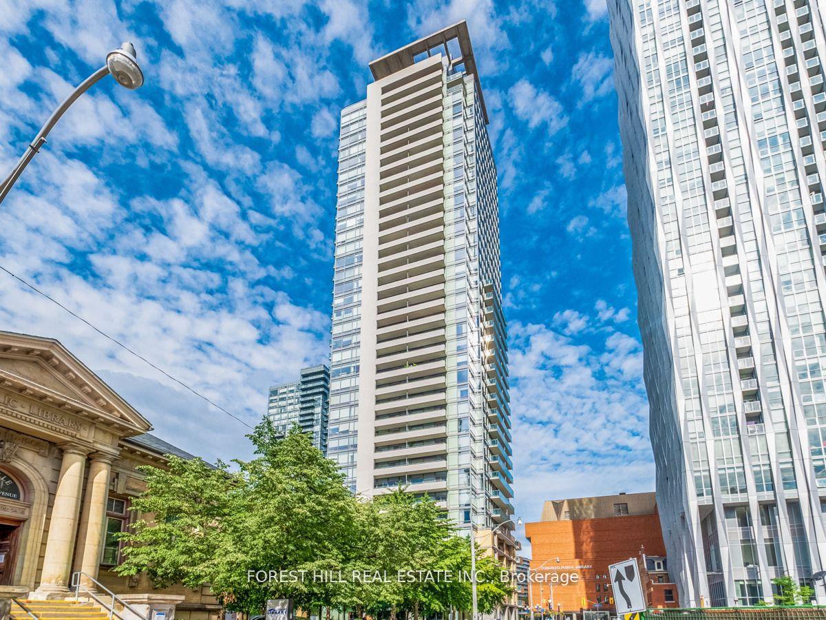 18-yorkville-avenue-toronto-ontario-c12473404