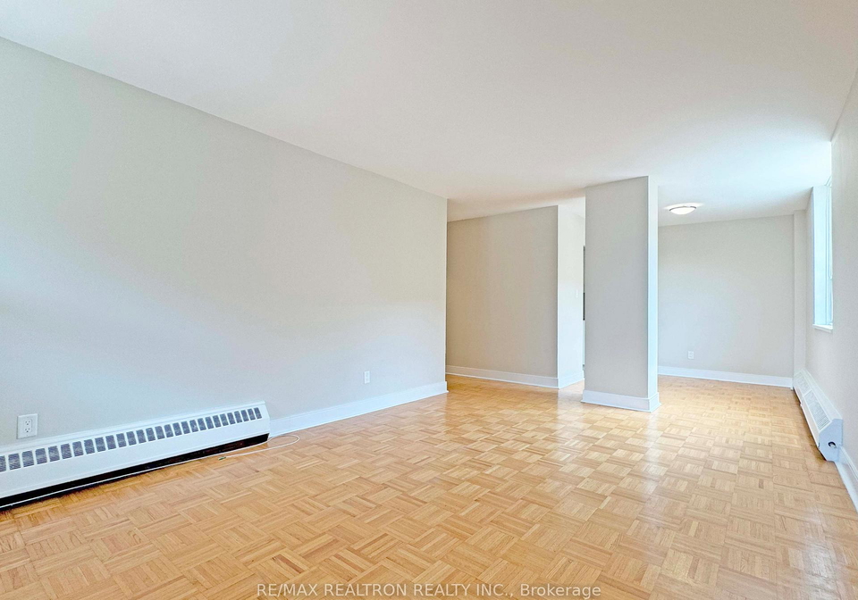 490-eglinton-avenue-e-toronto-ontario-c12473539