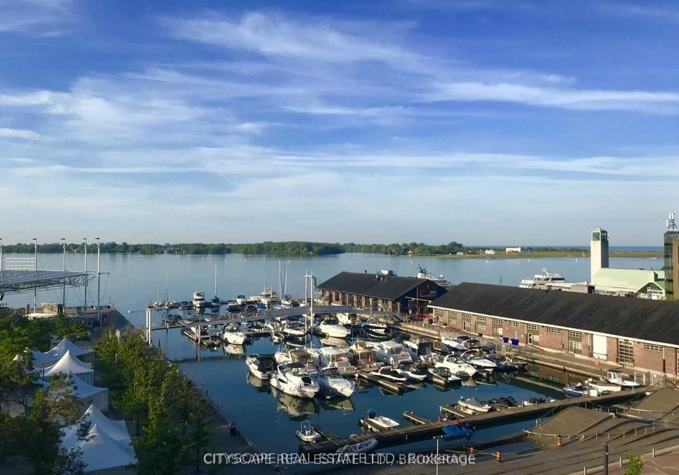 230-queens-quay-west-toronto-ontario-c12473926