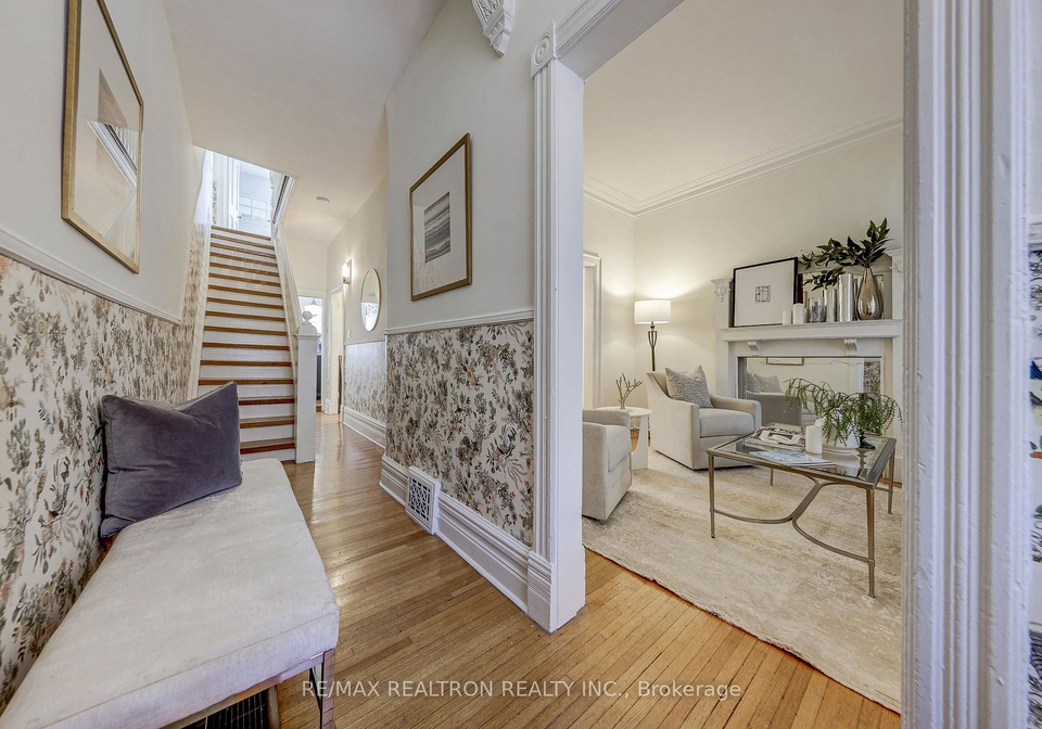 146-manning-avenue-toronto-ontario-c12473931