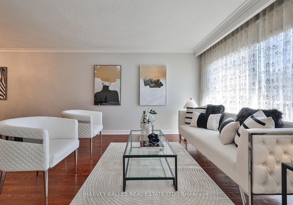 6-lucifer-drive-north-york-ontario-c12473975