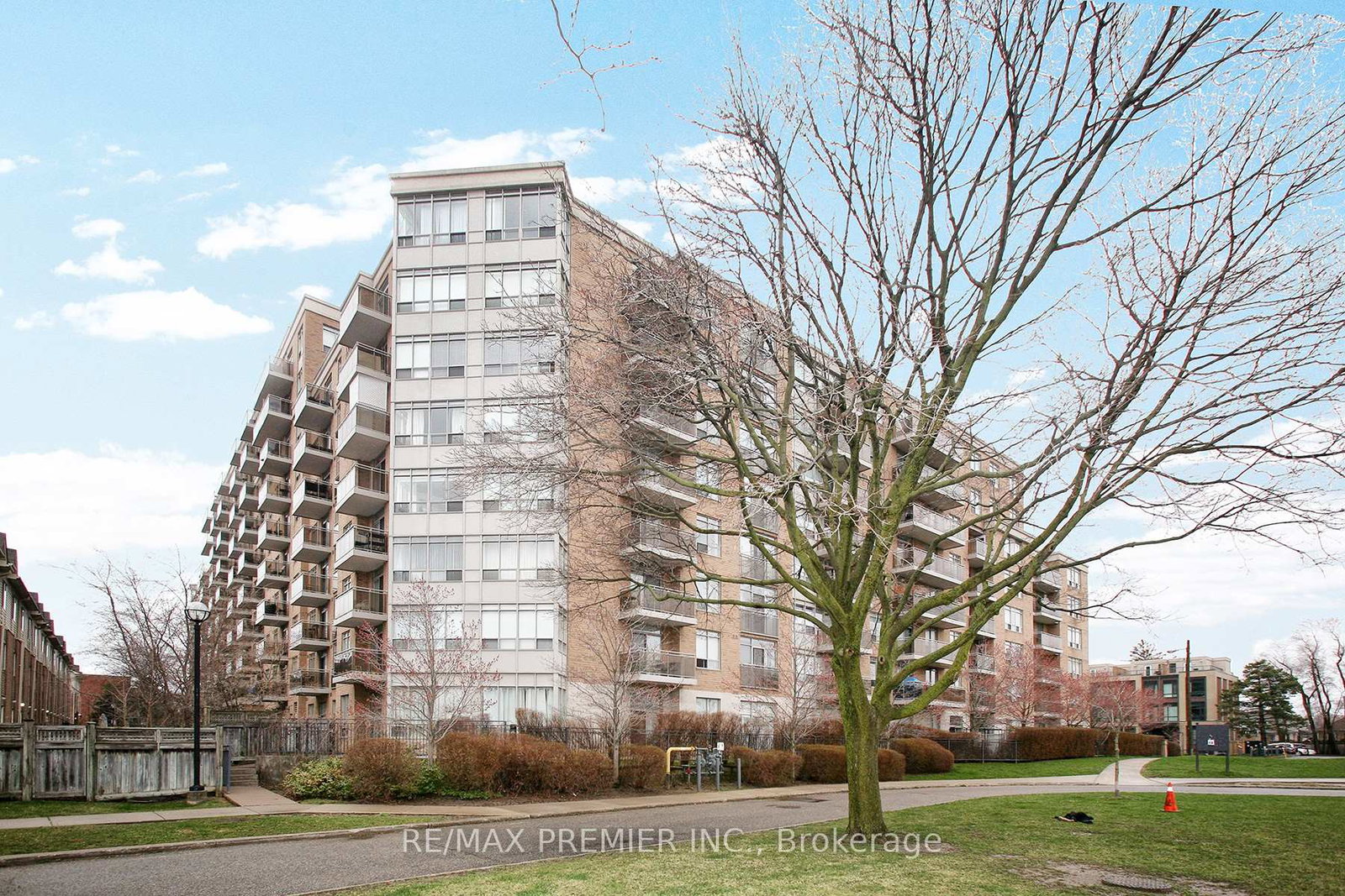 650-lawrence-avenue-toronto-ontario-c12473993