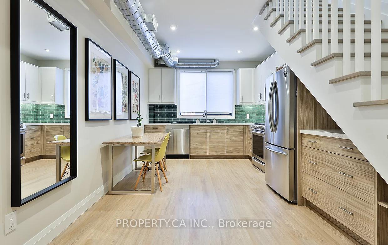 994-dundas-st-w-street-w-toronto-ontario-c12474300