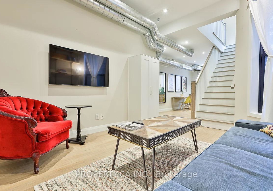 994-dundas-st-w-street-w-toronto-ontario-c12474300