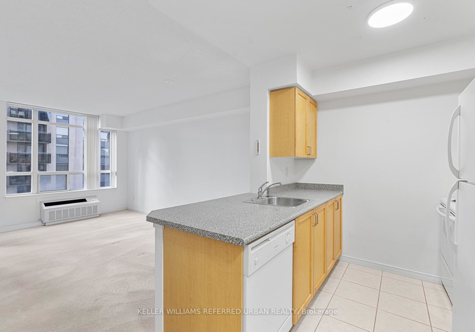 155-beecroft-road-toronto-ontario-c12474385