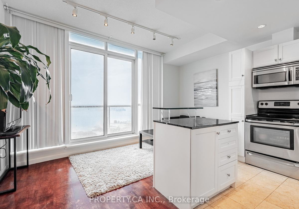 218-queens-quay-w-toronto-ontario-c12474715