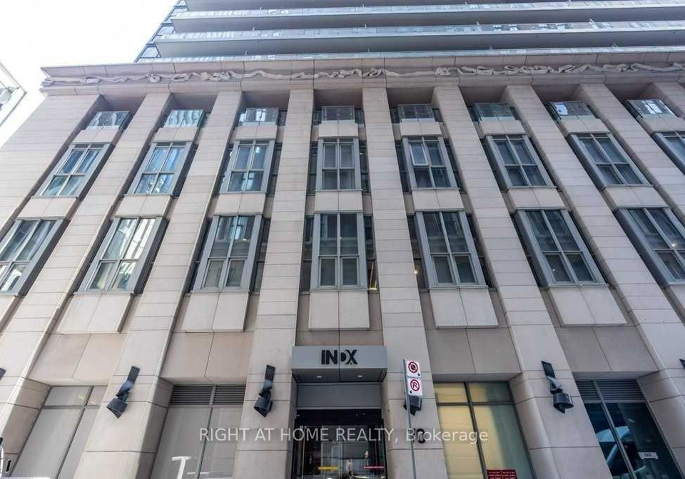 70-temperance-street-toronto-ontario-c12474994