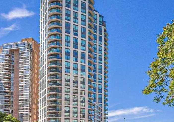 300-bloor-street-e-toronto-ontario-c12475243