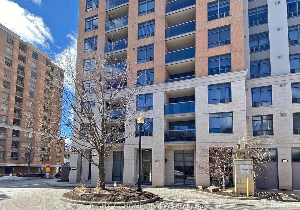 880-grandview-way-north-york-ontario-c12475462