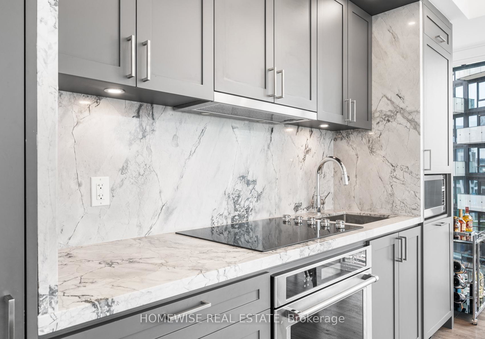 470-front-street-w-toronto-ontario-c12475763