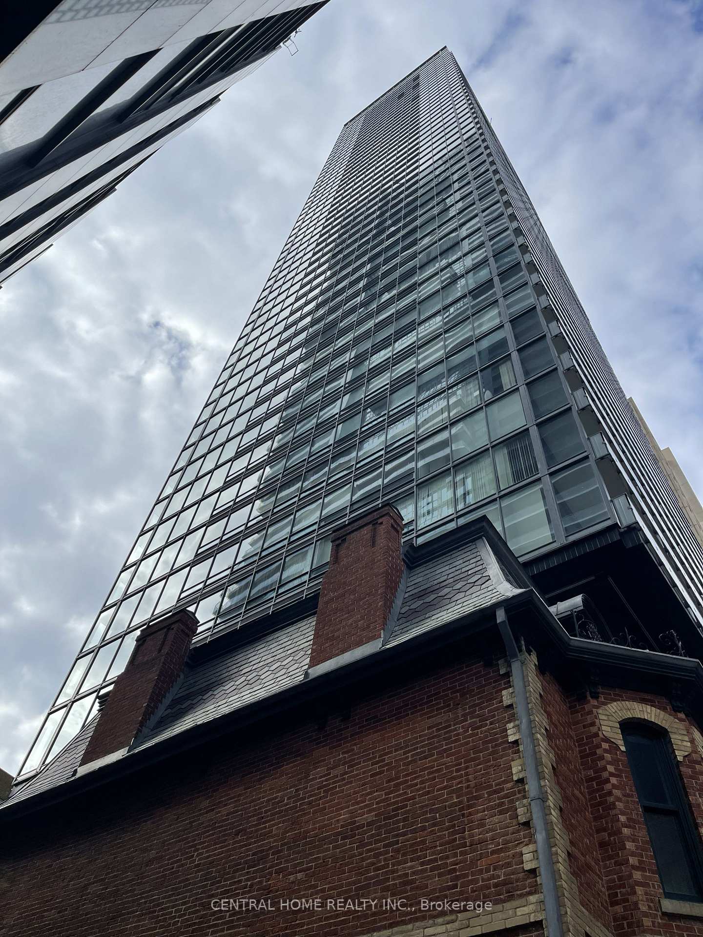 15-grenville-street-toronto-ontario-c12475876