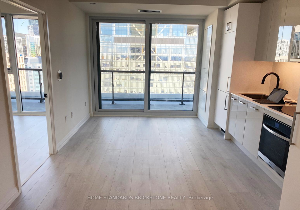 280-dundas-street-toronto-ontario-c12476190