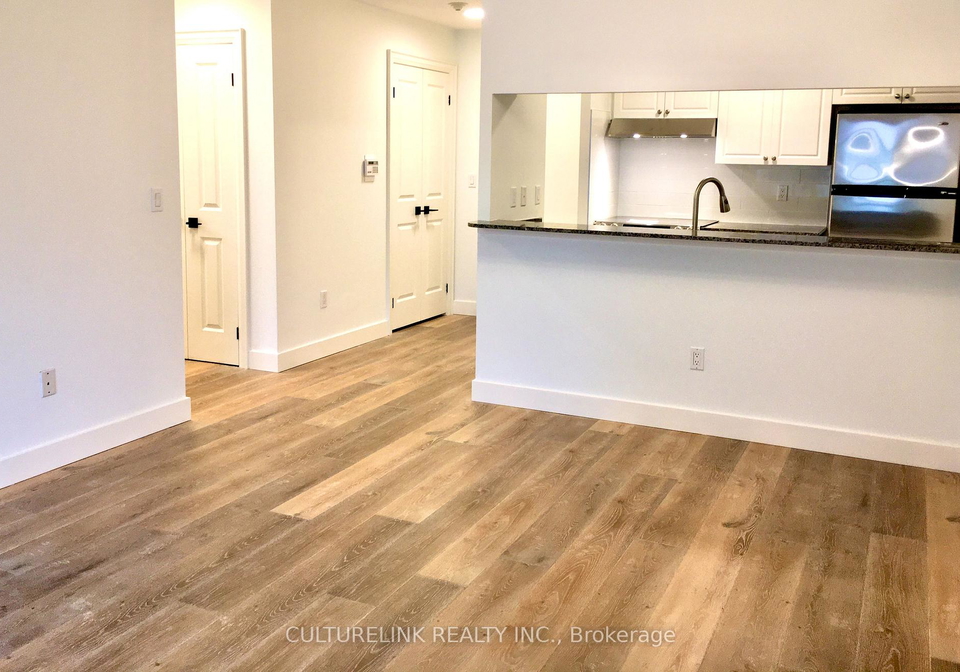 18-sommerset-way-north-york-ontario-c12476423