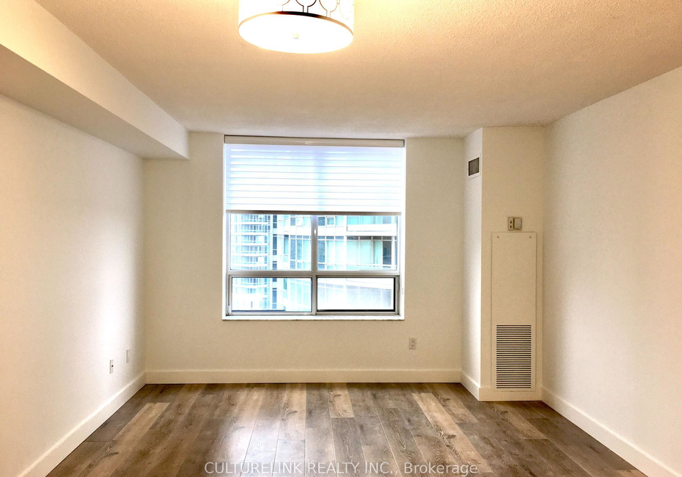 18-sommerset-way-north-york-ontario-c12476423