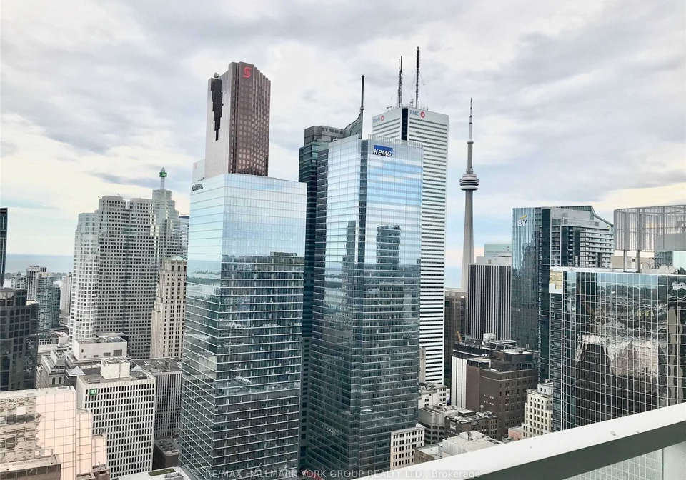 197-yonge-street-toronto-ontario-c12476430