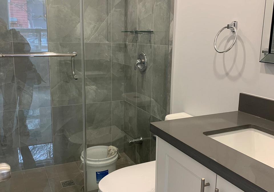 12-mansfield-avenue-toronto-ontario-c12476472