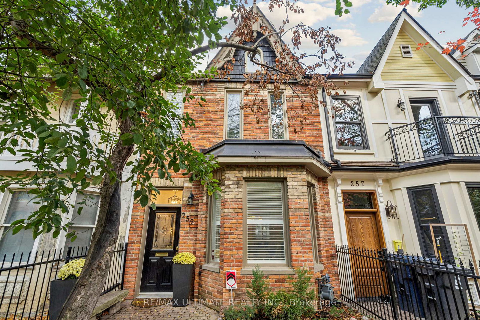 259-seaton-street-toronto-ontario-c12476492