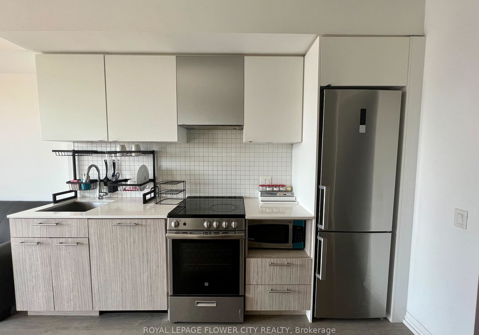 251-jarvis-street-toronto-ontario-c12476504