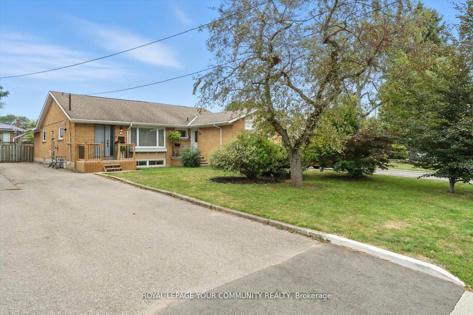 33-murellen-crescent-north-york-ontario-c12476554
