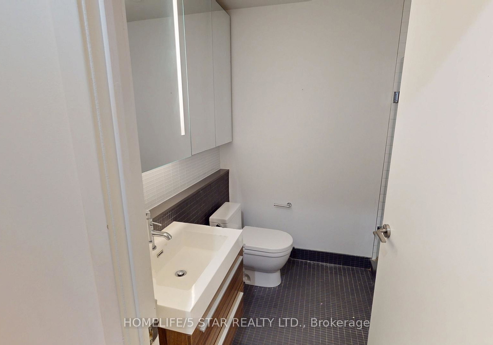 8-dovercourt-road-toronto-ontario-c12476579