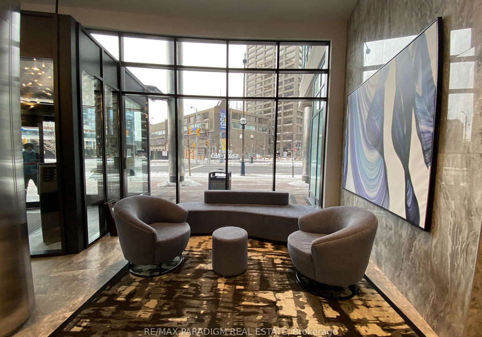 16-yonge-street-toronto-ontario-c12476816