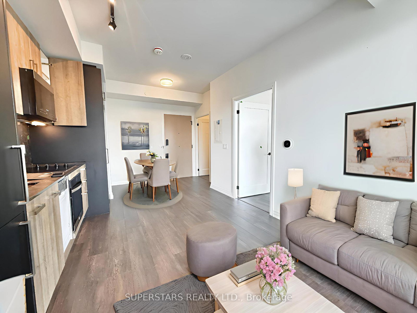 280-dundas-street-w-toronto-ontario-c12476826