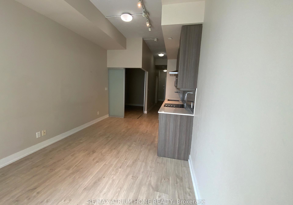 75-the-donway-w-north-york-ontario-c12476939
