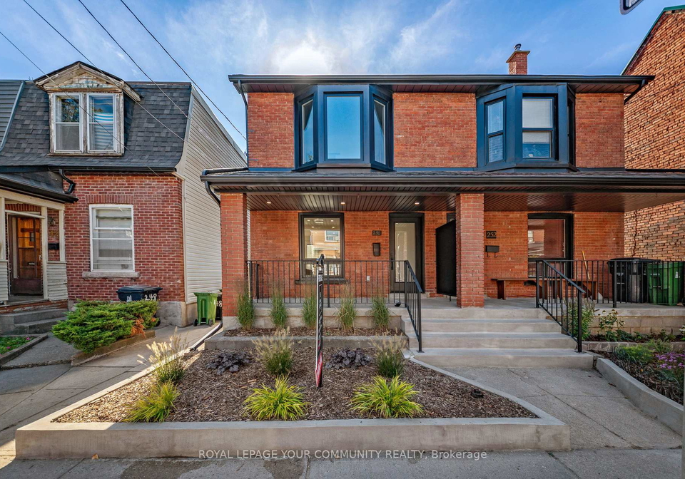 250-sterling-road-toronto-ontario-c12476952