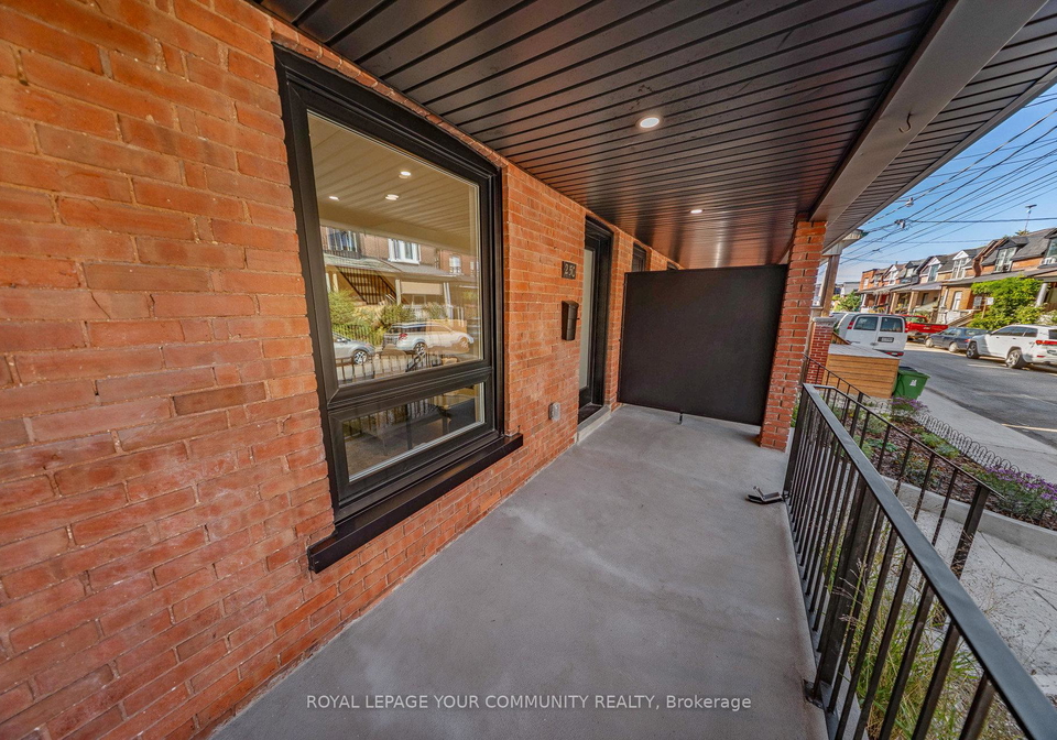 250-sterling-road-toronto-ontario-c12476952