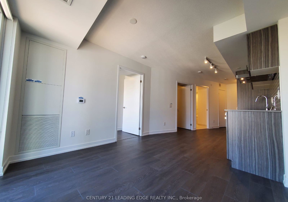 219-dundas-street-e-toronto-ontario-c12477034