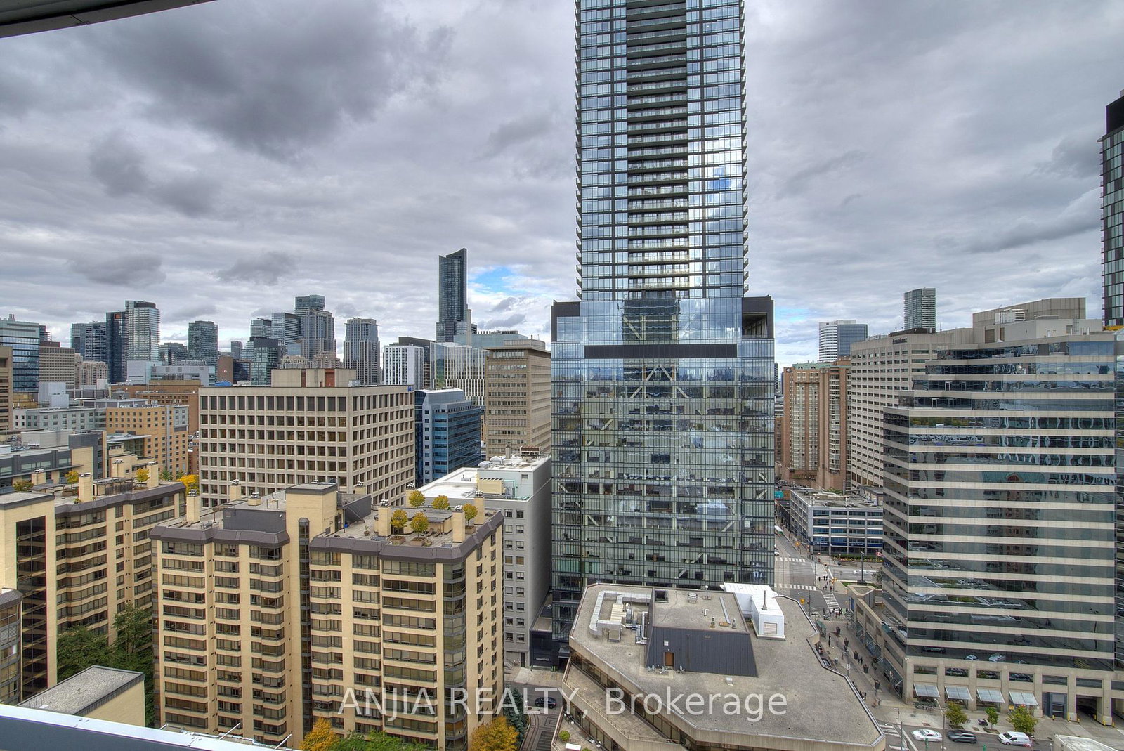280-dundas-street-toronto-ontario-c12477387
