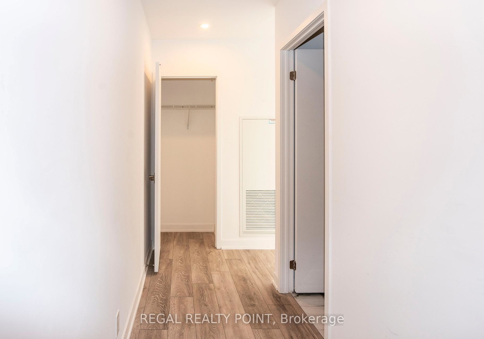 15-holmes-avenue-north-york-ontario-c12477496