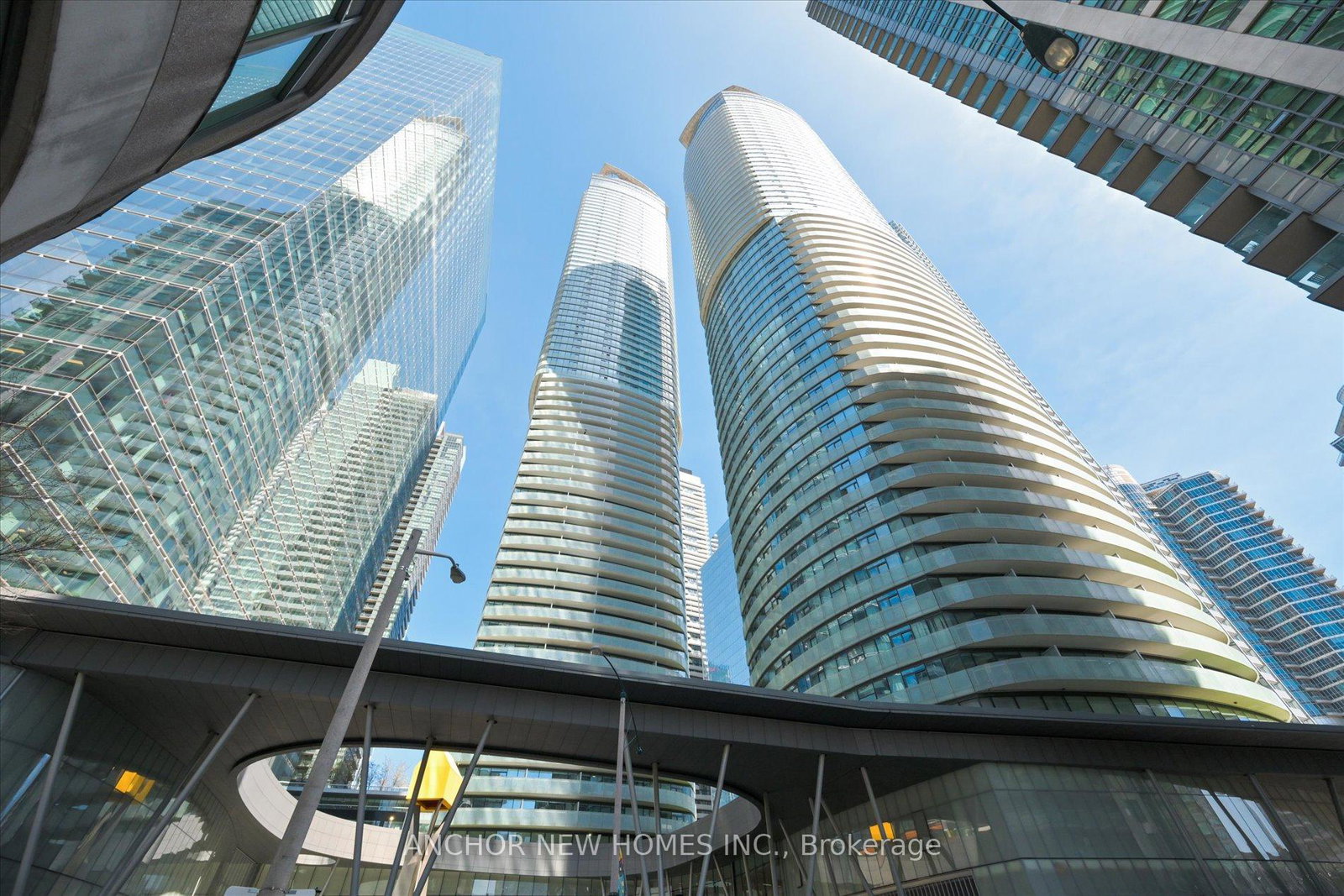 12-york-street-toronto-ontario-c12477529
