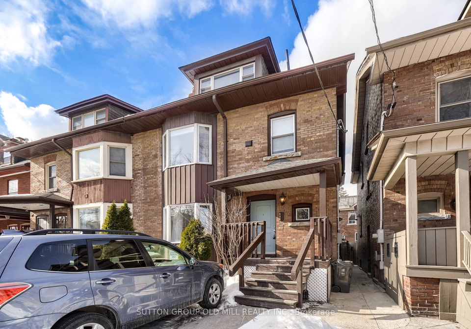 180-madison-avenue-toronto-ontario-c12477665