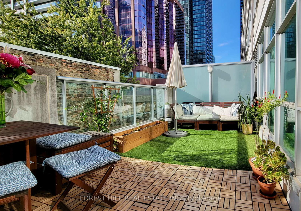 350-wellington-street-w-toronto-ontario-c12477707