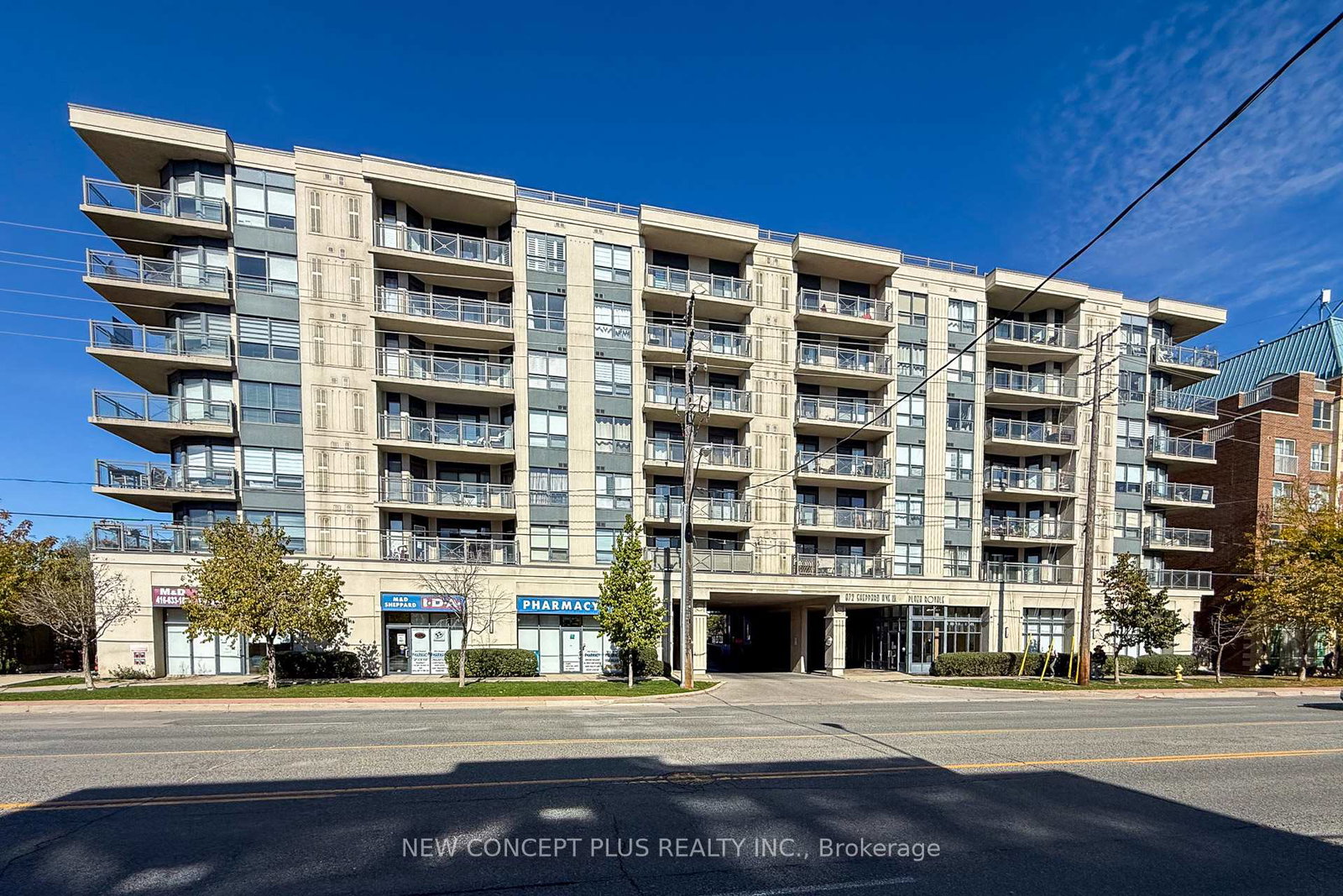 872-sheppard-avenue-w-toronto-ontario-c12477893