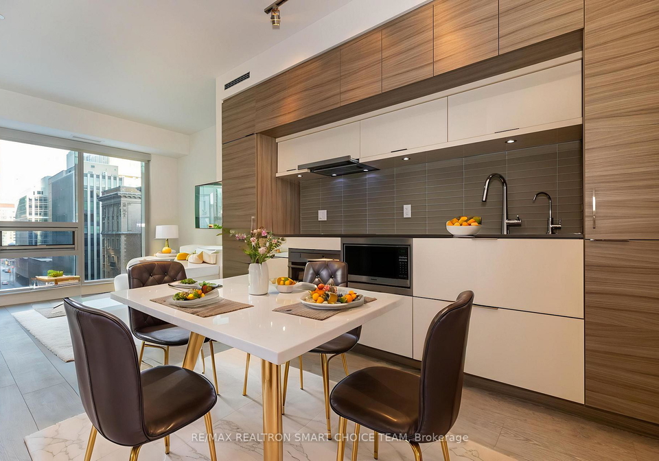 88-scott-street-toronto-ontario-c12477940