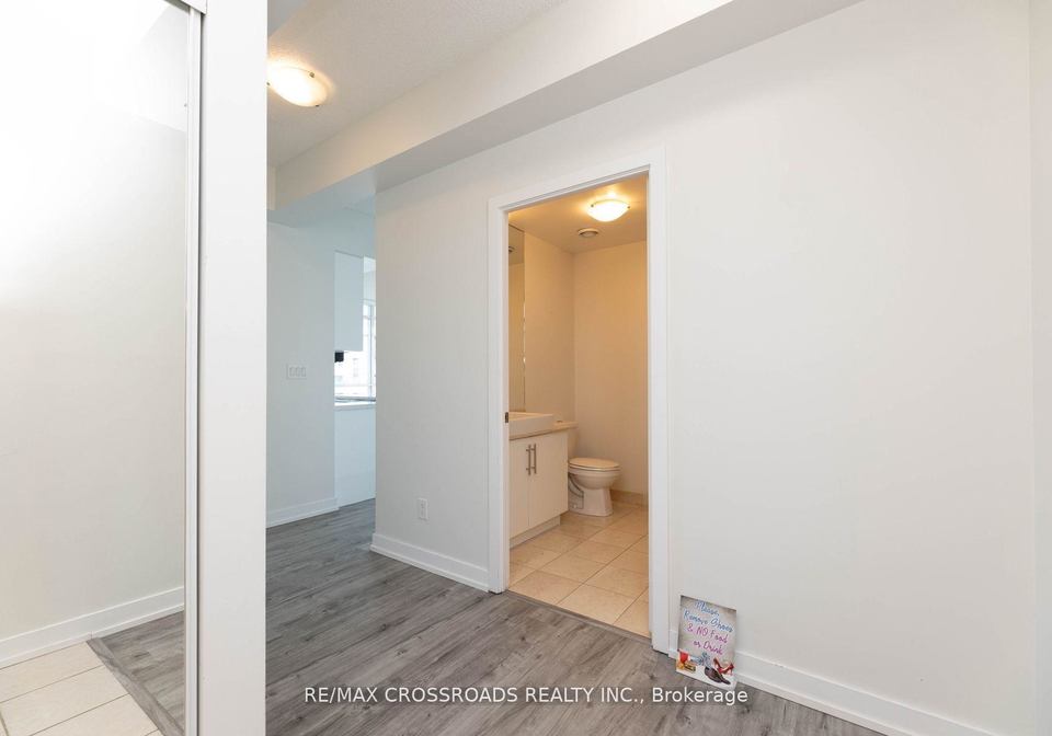 55-bremner-boulevard-toronto-ontario-c12477943
