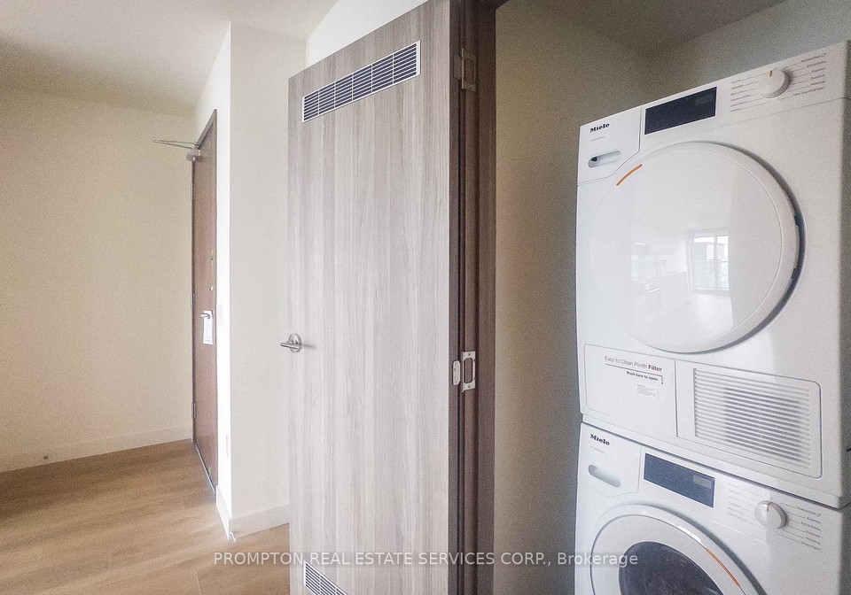 3-concord-cityplace-way-toronto-ontario-c12478080