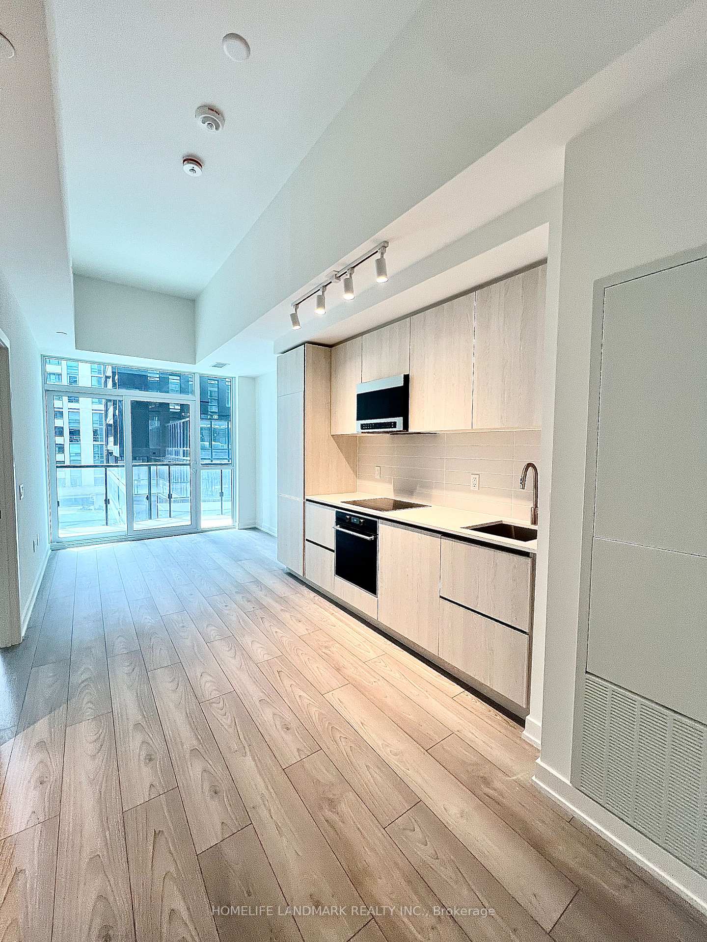 110-broadway-avenue-toronto-ontario-c12478144