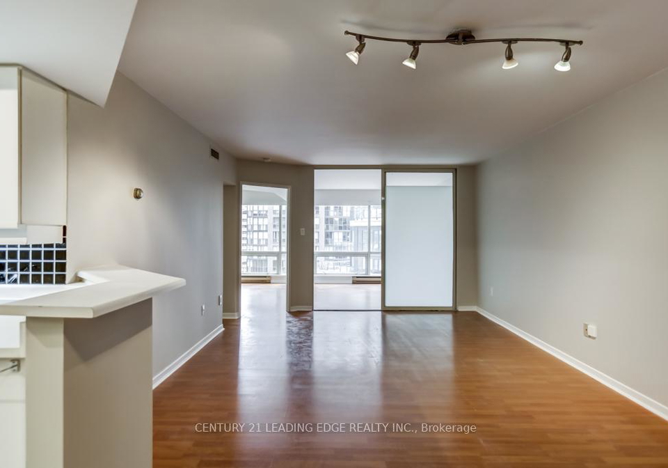 1001-bay-street-toronto-ontario-c12478159