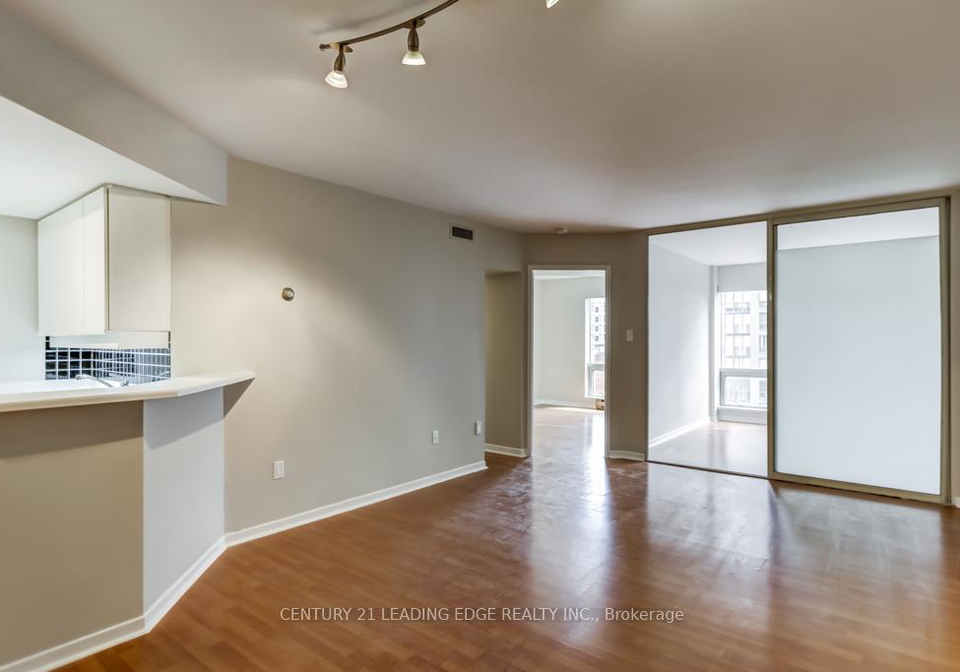 1001-bay-street-toronto-ontario-c12478159