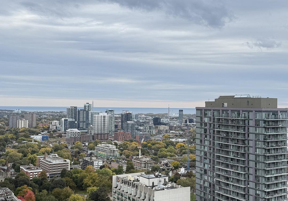 85-wood-street-toronto-ontario-c12478546