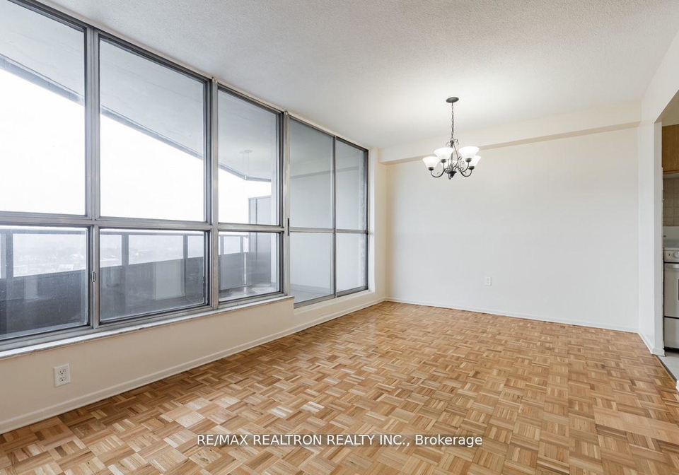 21-vaughan-road-toronto-ontario-c12478565