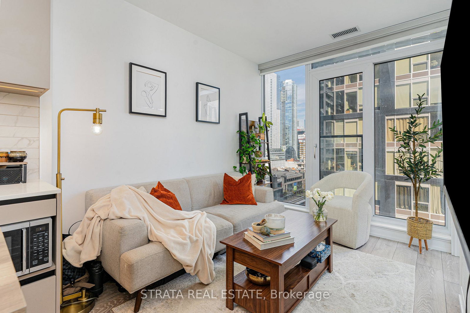 55-mercer-street-toronto-ontario-c12478584