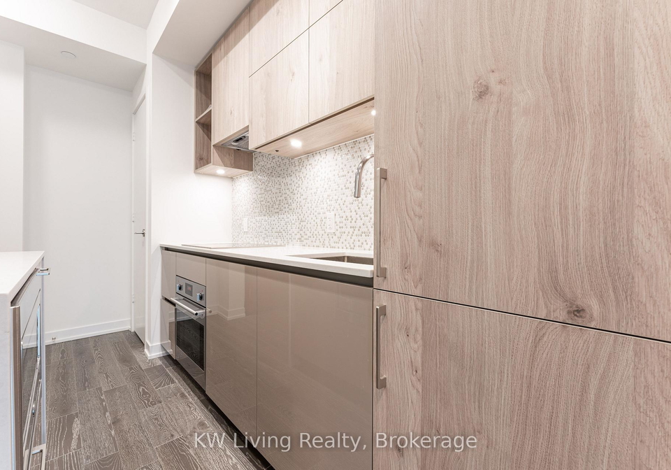 1-yorkville-avenue-toronto-ontario-c12478670