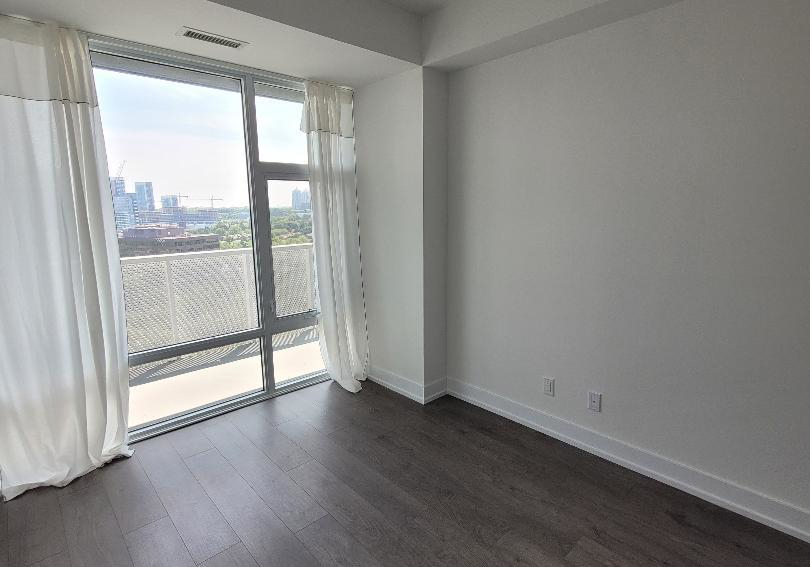 25-adra-grado-way-north-york-ontario-c12478682