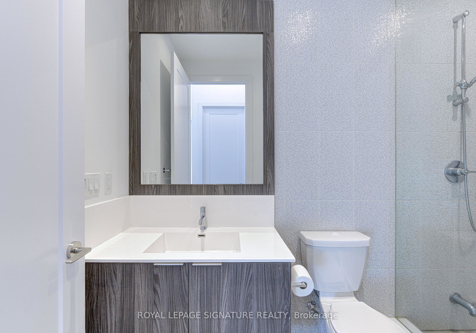 25-adra-grade-way-north-york-ontario-c12478932