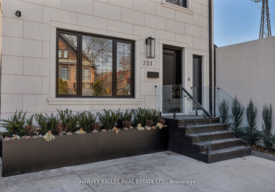 233-macpherson-avenue-toronto-ontario-c12478994
